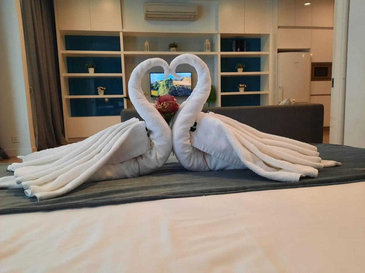 Platinum Klcc By Rainbow Suites Куала Лумпур Екстериор снимка