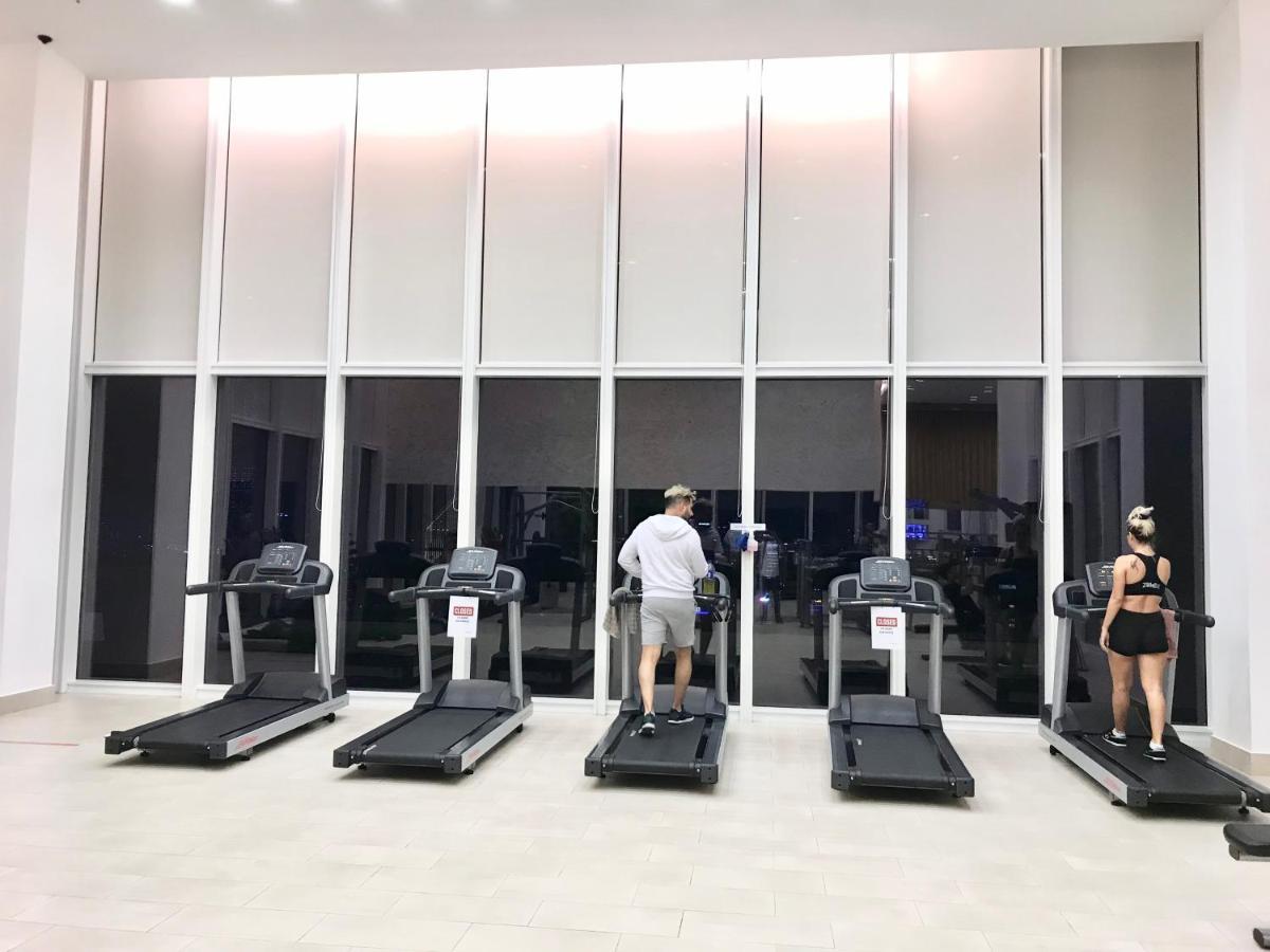 Platinum Klcc By Rainbow Suites Куала Лумпур Екстериор снимка