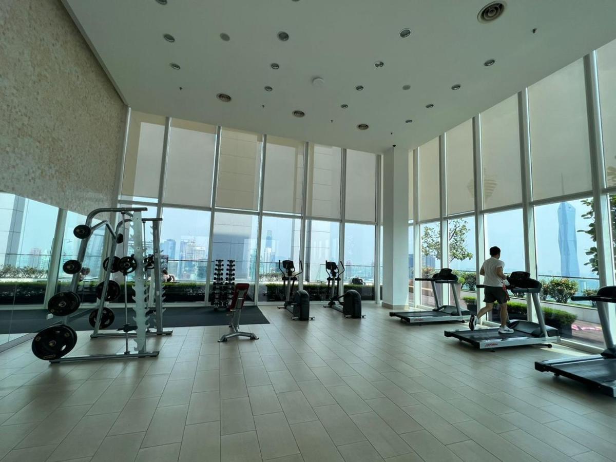 Platinum Klcc By Rainbow Suites Куала Лумпур Екстериор снимка
