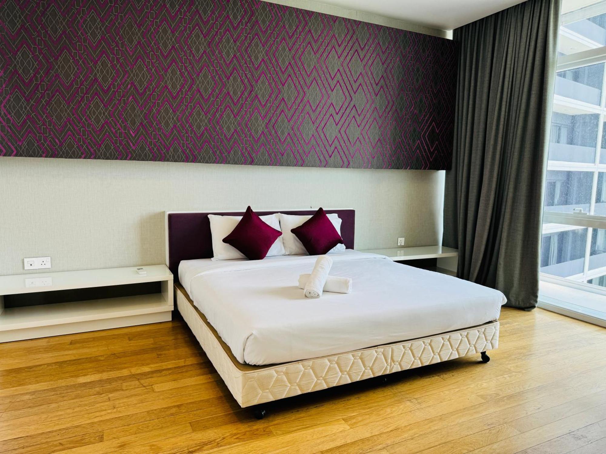 Platinum Klcc By Rainbow Suites Куала Лумпур Екстериор снимка