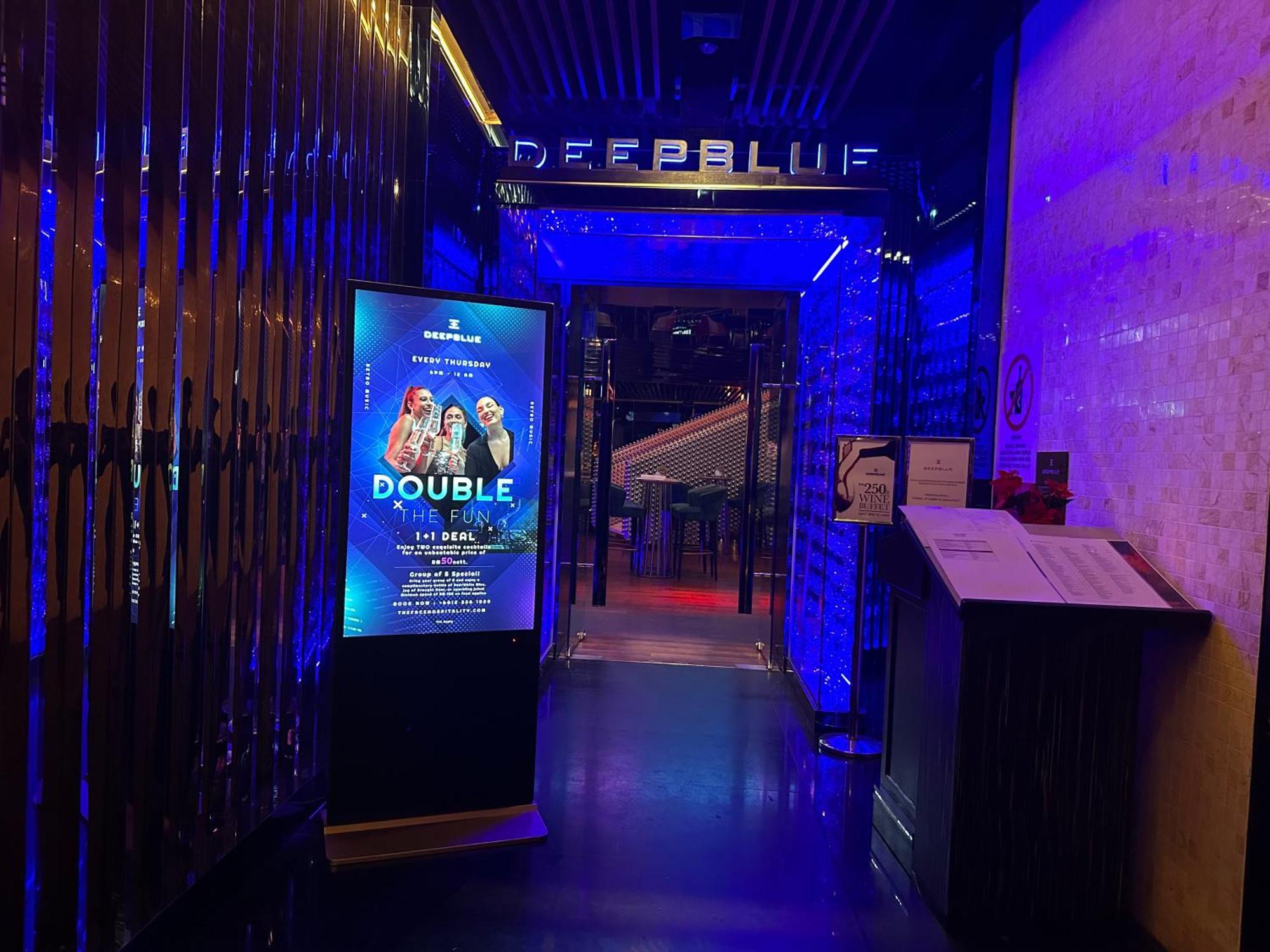 Platinum Klcc By Rainbow Suites Куала Лумпур Екстериор снимка