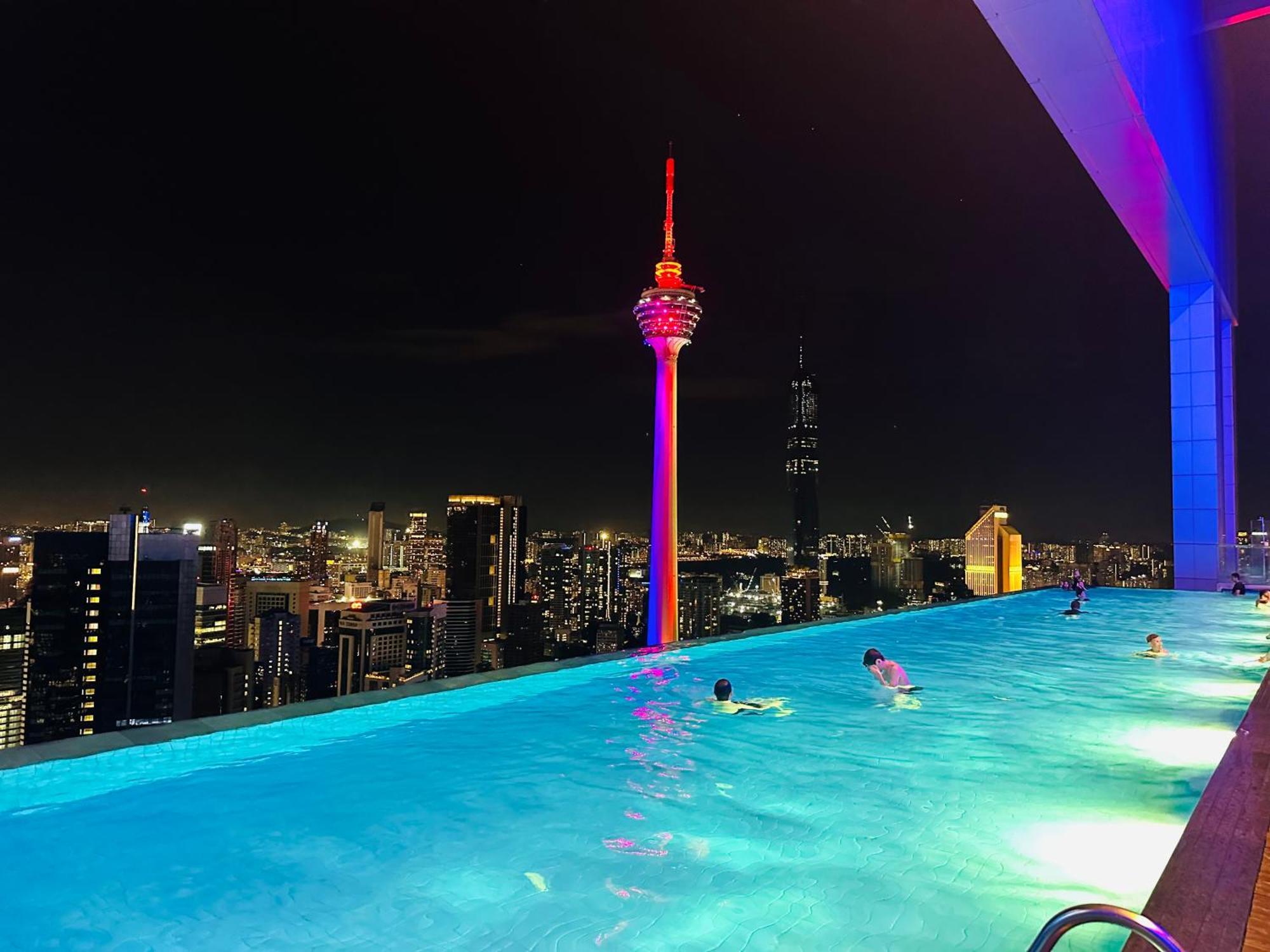 Platinum Klcc By Rainbow Suites Куала Лумпур Екстериор снимка
